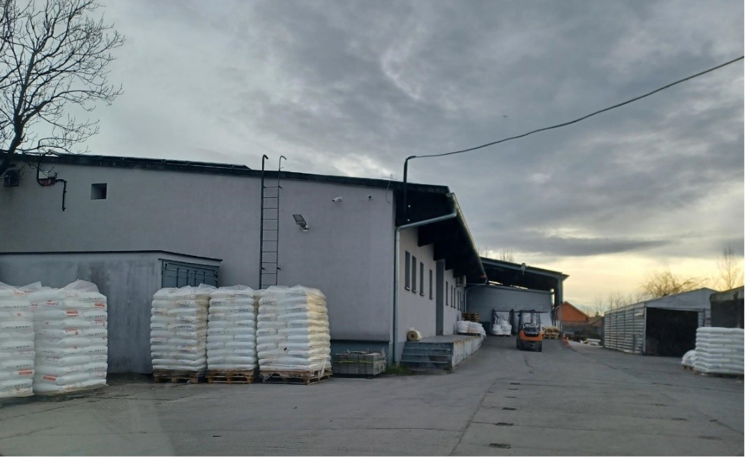 Warehouse building in Rokietnica, Poland, equipped with Watts pump groups for heating